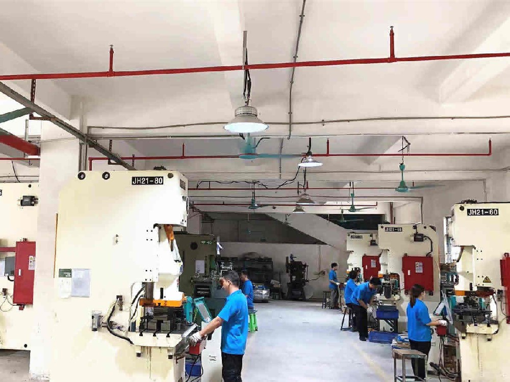 誠(chéng)聘五金工模補(bǔ)師2名