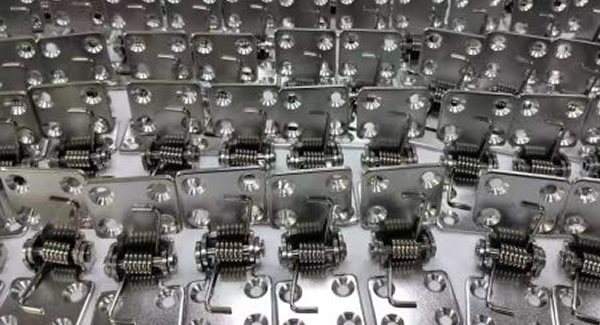 信賴廣有五金彈簧合頁，讓門的開合變得更輕松|廣有五金&彈簧合頁?