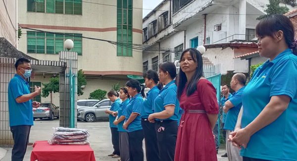 以愛為“包”，致敬母親的無私歲月——母親節(jié)特輯|廣有五金&東莞合頁?